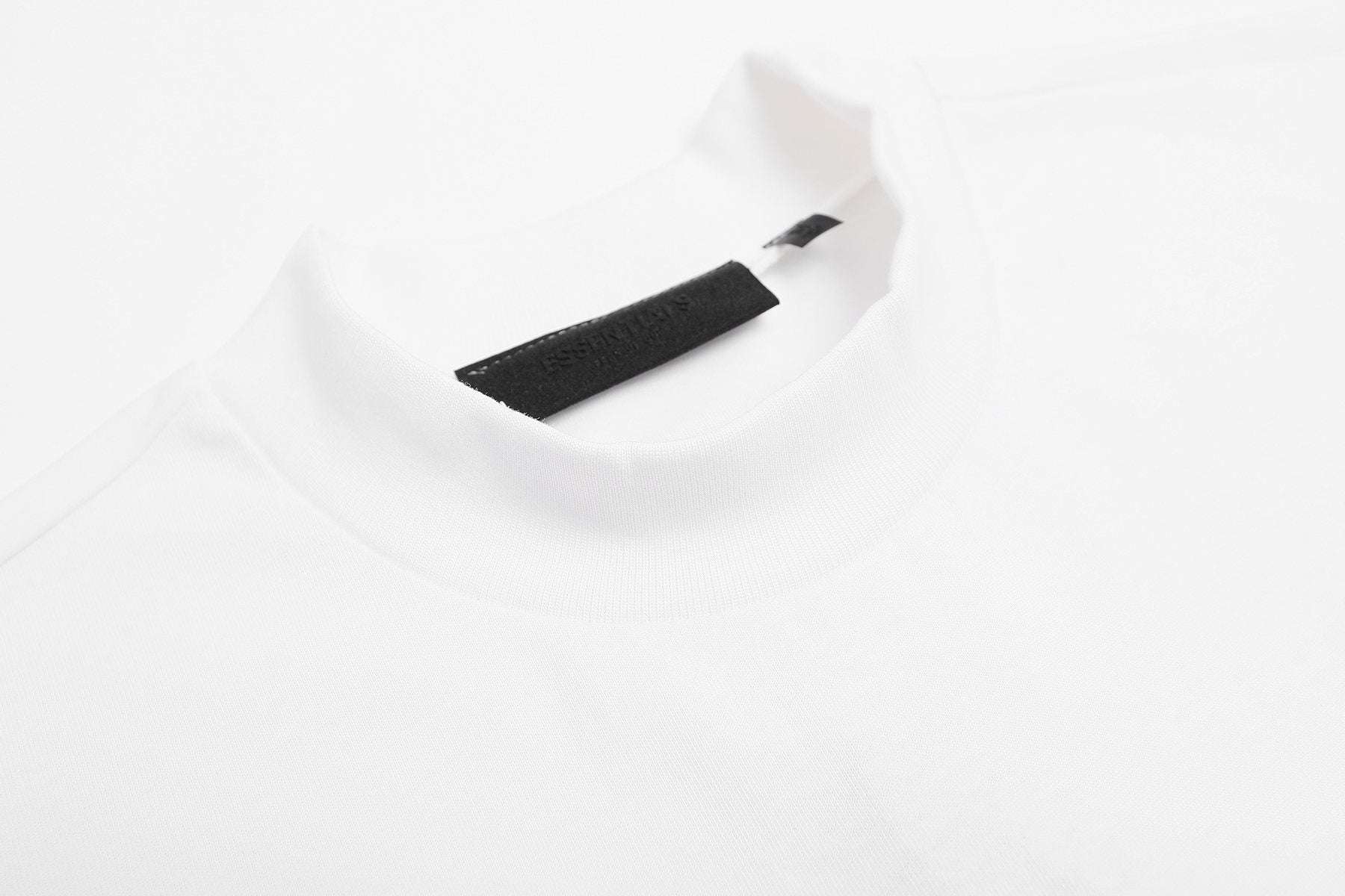 ESSENTIALS 1977 Graphic Short-Sleeve T-Shirt — neck_label