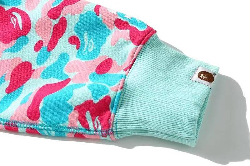 BAPE Mint Camo Shark Full-Zip Hoodie — detail