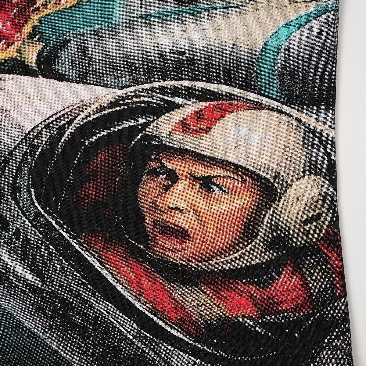 VALLEY Dragon Aircraft Astronaut Graphic T-Shirt — detail