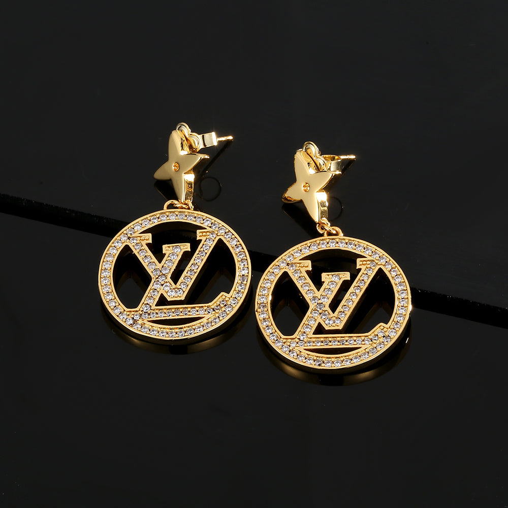 Louis Vuitton Star Pendant 18K Gold Earrings