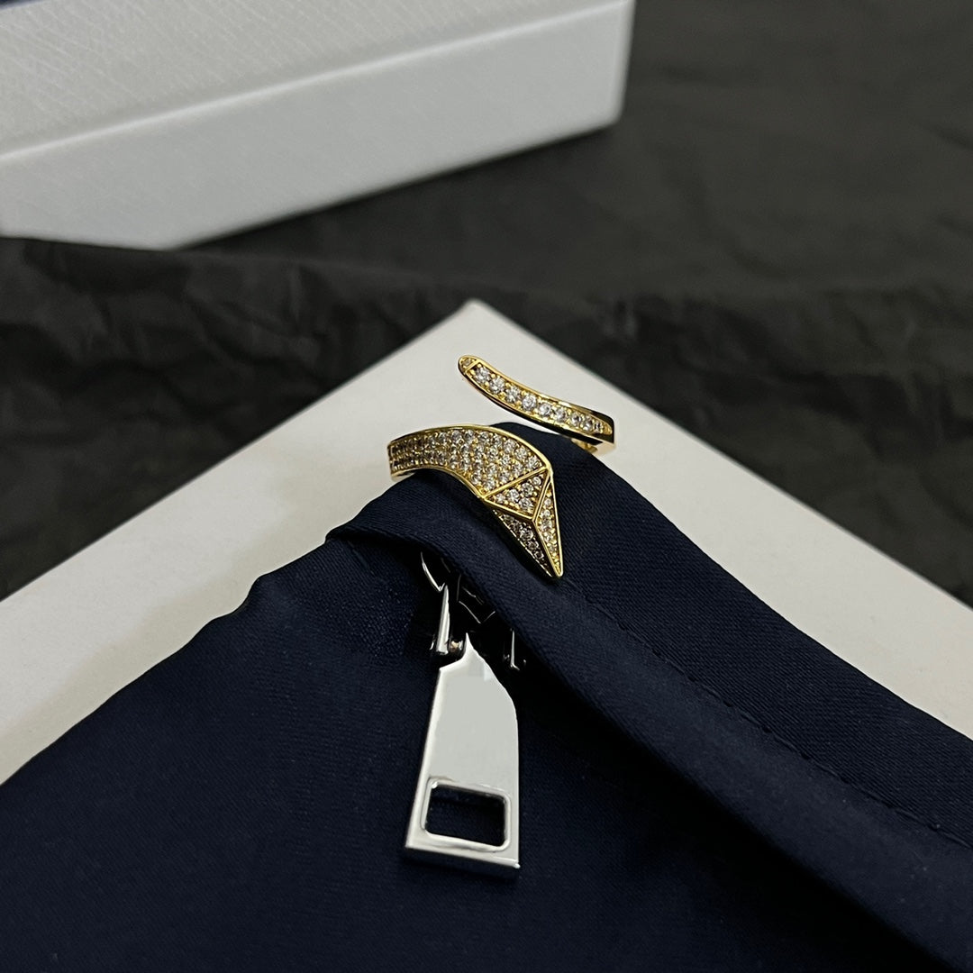 Eternal Snake 18K Gold Ring